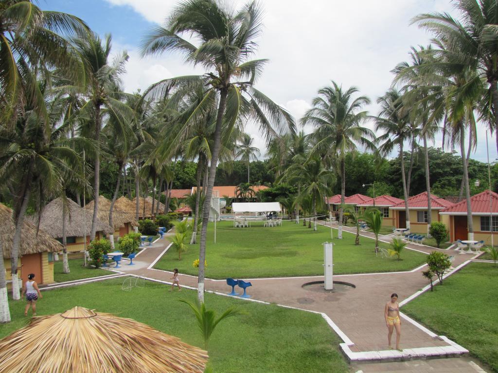 Tropiclub Playa El Cuco Hotell Exteriör bild