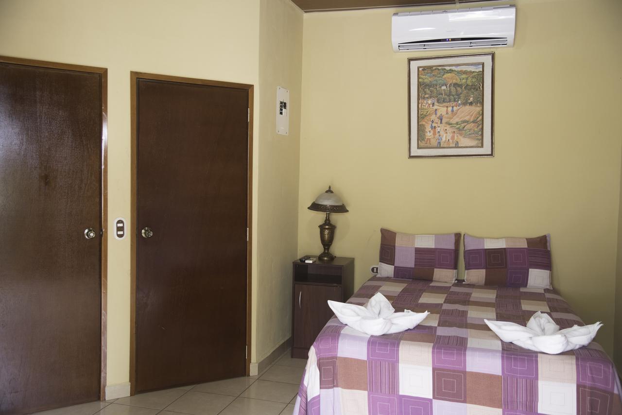 Tropiclub Playa El Cuco Hotell Exteriör bild