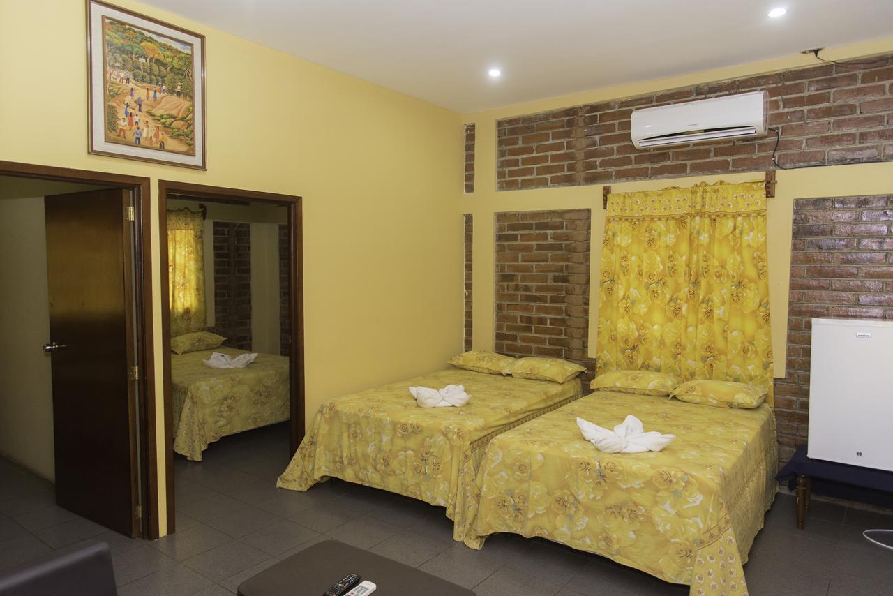 Tropiclub Playa El Cuco Hotell Exteriör bild