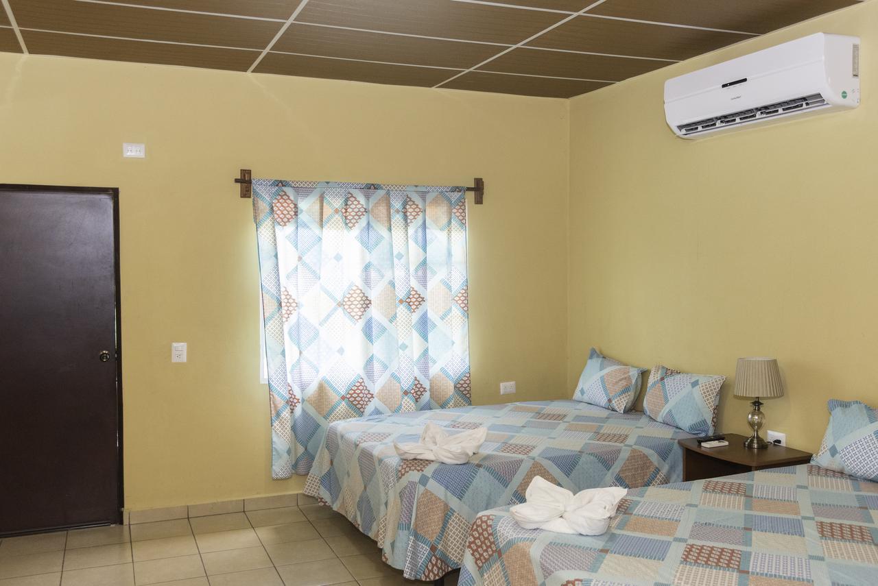 Tropiclub Playa El Cuco Hotell Exteriör bild